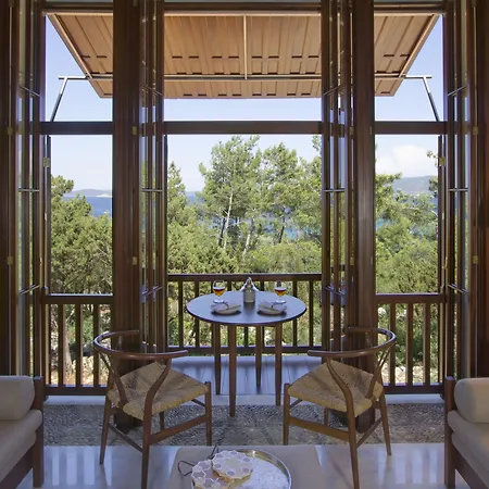 Amanruya Θέρετρο *