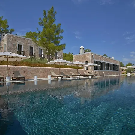 Resort Amanruya *